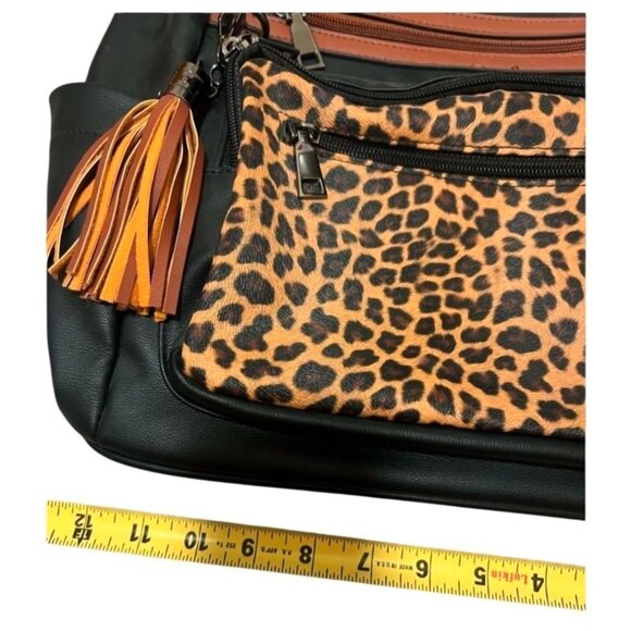 Gluci Convertible Leopard Bookbag with Shoulder strap and Wristlet Purse NWT - Picture 5 of 16